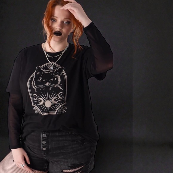 TORRID Nightfall Oversized Mystical Cat Head Graphic Tee NWT Size 2X - Picture 10 of 15